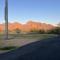 Private Home - Billiards, Mountain Views, Private Desert Access, HOA Pool & Spa, BBQ, at Lambert Park - Bourbondale