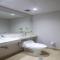 Caluce Apt 4B by Letoh