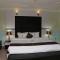 All Seasons Hotel - Executive
