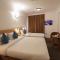 Click Grand Hotel - Bur Dubai