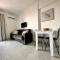 Long Beach Studio With Sea View