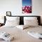 Sunny and family friendly apartment directly at the pool - Ayios Yeoryios