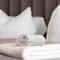 Bright and lovely furnished studio apartment
