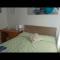 Double Room private shower room - deg-yr