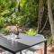 Elvis - The Great Seaside Escape - Luxury Stay