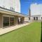 Modern Studio with Amenities and balcony in the Heart of the City