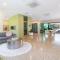 ZenLux Massive 5-BR Holiday Home - Pool - BBQ