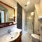 Golden Horn Hotel