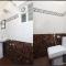 SAK Royal Residency 1 km from Railway Station