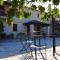 Aloni Guesthouse