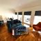 Cross Street Apartment