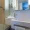 B&B HOTEL CHATEAUROUX Aéroport