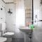 2 Bedroom Beautiful Apartment In Capaci - Capaci