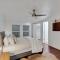 Charming 2BR Denton Home, 5 Minutes To Square, Sleeps 6 - دينتون