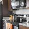 3 Downtown spacious combined units with free parking - 印第安纳波利斯