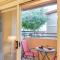 Phoenix Couples Condo with Deck and Resort Amenities! - 凤凰城