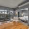 Modern Studio in the Heart of Historic Downtown!
