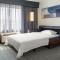 Courtyard by Marriott Madison West / Middleton