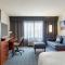 Courtyard by Marriott Madison West / Middleton