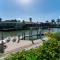 Gorgeous Waterfront 3 Bed with Quick Access to Gulf!!
