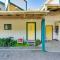 Sanderling Sea Cottages, Unit 1 with Deck!
