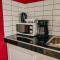 Elegant 1-bedroom apartment 3 km from Eagle beach
