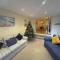 Stylish Margate Coastal Home & Parking By Adliv