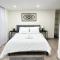 Cozy Stay for Single or a Couple - Everett