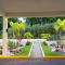 Premium Studio with Pool View - Mandeville