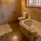 Zebula Golf and Wildlife Estate - Porcupine Strolling Pax 8 - Moi Signature Luxury villa