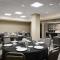 Courtyard by Marriott Newark Downtown