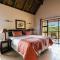 Zebula Golf and Wildlife Estate - Spectacular View Pax 13 - Moi Signature Luxury villa