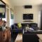 Escape to a Mountain Retreat in Beechmont, Australia Escape to a Mountain Retreat in Beechmont, Australia