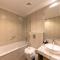 Cozy 2BR in Business Bay, Aykon Tower - Dubaj