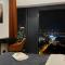 URBAN APARTMENTS GLOBAL SKYLINE, 21st Floor No 19, Free Garage, Self Check-in - 卡托维兹