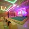 Hotel Dev Vilas , Agra