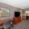 Courtyard by Marriott Oakland Airport