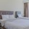 Spacious New 2 BDR, Pool and Beach Access - Dubaj