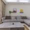 Spacious New 2 BDR, Pool and Beach Access - Dubaj