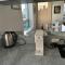 Foster Yacht Puerto Suites