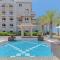 Spacious New 2 BDR, Pool and Beach Access - Dubaj