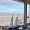 SeaSide Rendez-vous - Appartement 3 chambres Vue mer, piscine, sauna & parking à Middelkerke