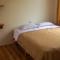 Backpackers-balcones-river-lodge