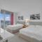 Luxury 2BR-2BA Condo on 30th Floor with Epic Views - شاطئ هالانديل