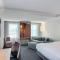 Courtyard by Marriott Raleigh Cary/Parkside Town Commons - Cary