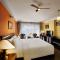 Classic Street Hotel