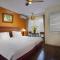 Classic Street Hotel