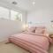 Sunsets Aldinga Beach, 4 king rooms, rooftop, incredible views