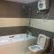 Room in Lodge - Cynergy Suites Royale, Lekki