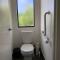 4 Bedroom Wandina Home - 5 TVs & Close to Shopping Centre